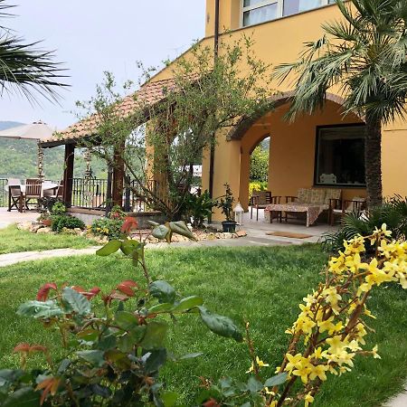 بيترا ليغوري L'Acacia B&B المظهر الخارجي الصورة