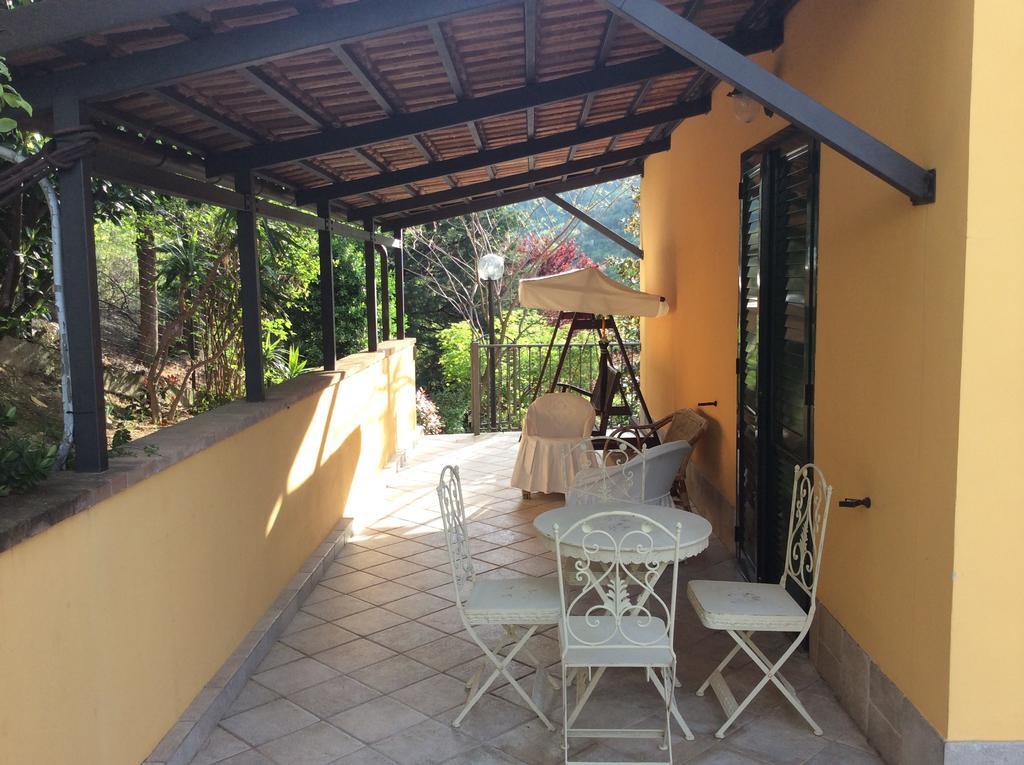 بيترا ليغوري L'Acacia B&B الغرفة الصورة